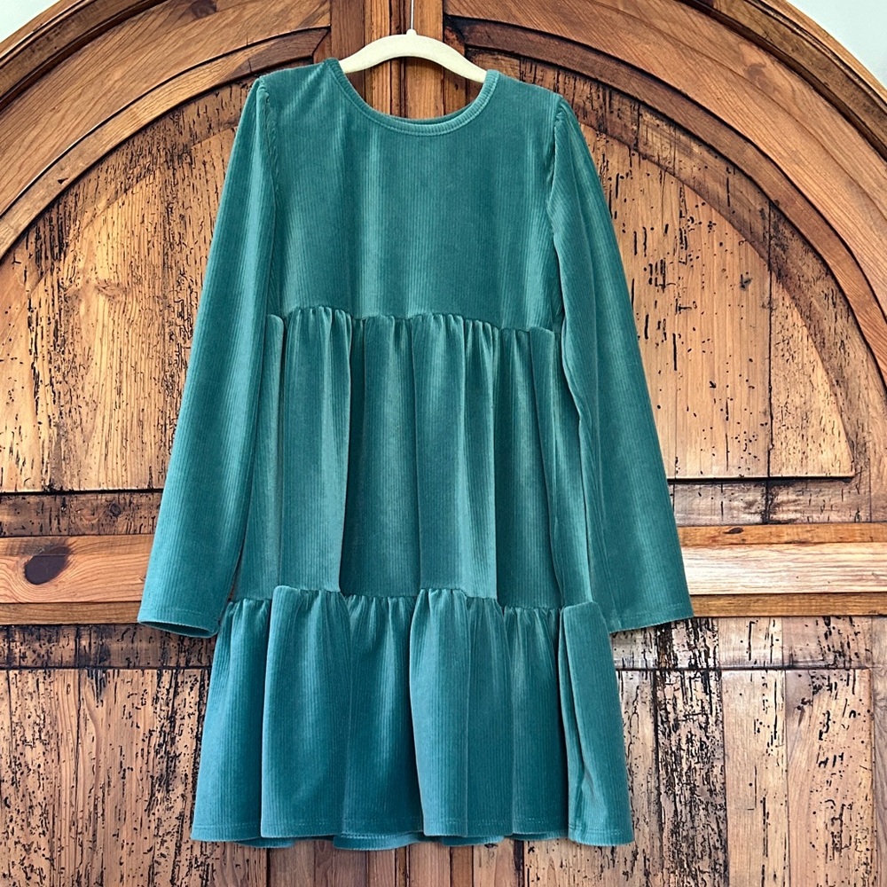 Cynthia Rowley Velvet Tiered Long Sleeve Green Swing Dress Easter Christmas